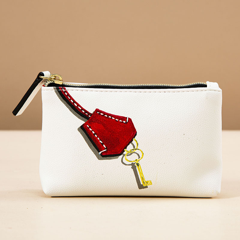 Z jakich materiałów wykonane są kosmetyczki?